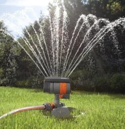 GARDENA - Zwenksproeier AquaZoom Compact - Tuinsproeier - 9 Tot 216 M² -Gardena Tuin Aanbiedingen Winkel 1168x1200