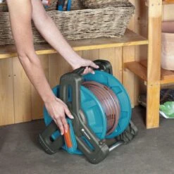 GARDENA Classic Slanghouder 50 - Geschikt Voor 50 M Ø13 Mm / 40 M Ø15 Mm / 30 M Ø19 Mm Slang 18 GARDENA Classic Slanghouder 50 - Geschikt Voor 50 M Ø13 Mm / 40 M Ø15 Mm / 30 M Ø19 Mm Slang -Gardena Tuin Aanbiedingen Winkel 1200x1200 187