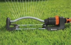 GARDENA - Zwenksproeier Aqua S - Tuinsproeier - 90 Tot 220 M² -Gardena Tuin Aanbiedingen Winkel 1200x767