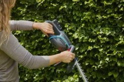 GARDENA - ComfortCut 50/18V-P4A Ready-To-Use Set - Heggenschaar -Gardena Tuin Aanbiedingen Winkel 1200x799 104
