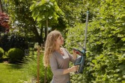GARDENA - ComfortCut 50/18V-P4A Ready-To-Use Set - Heggenschaar -Gardena Tuin Aanbiedingen Winkel 1200x799 105