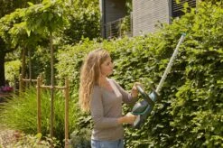 GARDENA - ComfortCut 50/18V-P4A Ready-To-Use Set - Heggenschaar -Gardena Tuin Aanbiedingen Winkel 1200x799 107