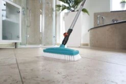 GARDENA Combisysteem - Schrobber - Werkbreedte 30 Cm - Aanbevolen Steellengte 130/150 Cm -Gardena Tuin Aanbiedingen Winkel 1200x799 57