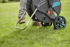 GARDENA - AquaRoll L CleverRoll L Easy Set Slangenwagen - Maximaal 50 Meter - Verstelbare Handgreep -Gardena Tuin Aanbiedingen Winkel 1200x800 139