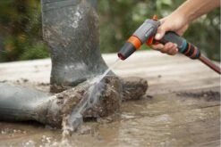 GARDENA - Comfort Reinigingsbroes - Spuitpistool - Traploos Instelbaar -Gardena Tuin Aanbiedingen Winkel 1200x800 142