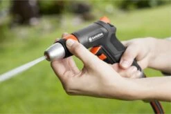 GARDENA - Premium Reinigingssproeier Spuitpistool - Metaal - Voor Reiniging En Bewatering 21 GARDENA - Premium Reinigingssproeier Spuitpistool - Metaal - Voor Reiniging En Bewatering -Gardena Tuin Aanbiedingen Winkel 1200x801 13