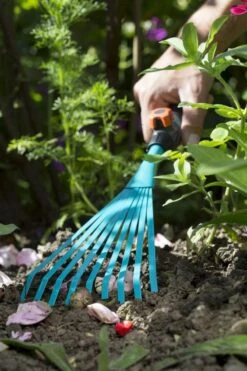 GARDENA Combisystem Bladharkje - Werkbreedte 12 Cm - 25 Jaar Garantie -Gardena Tuin Aanbiedingen Winkel 800x1200 11