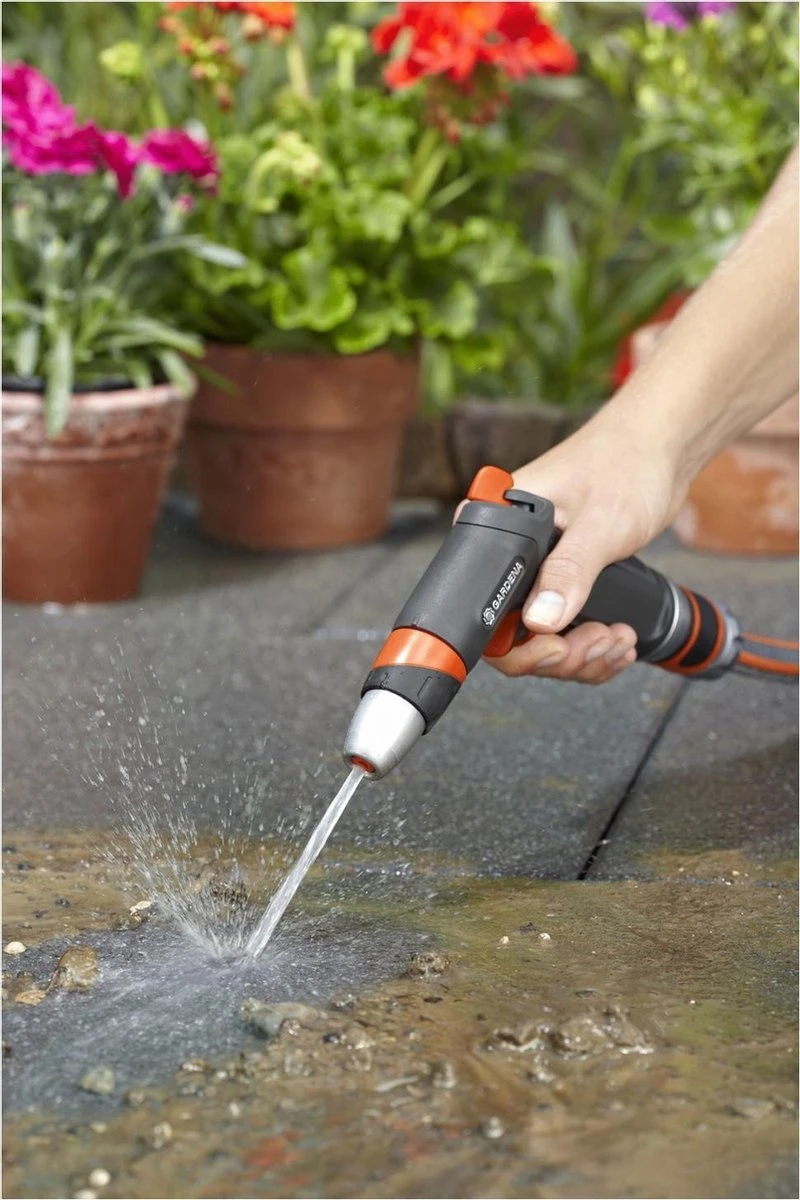 GARDENA - Premium Reinigingssproeier Spuitpistool - Metaal - Voor Reiniging En Bewatering 8 GARDENA - Premium Reinigingssproeier Spuitpistool - Metaal - Voor Reiniging En Bewatering - Afbeelding 8